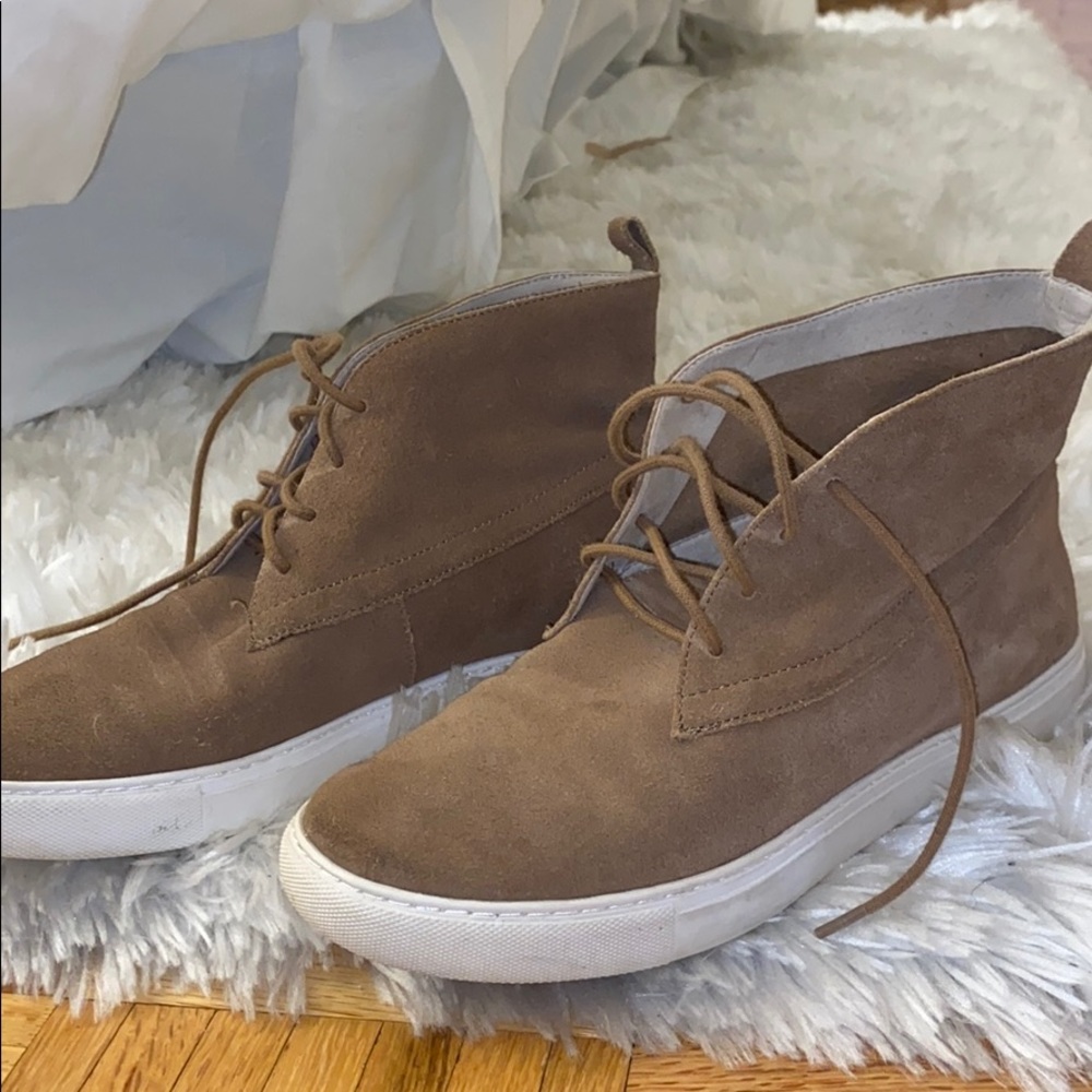 Kenneth Cole sneakers